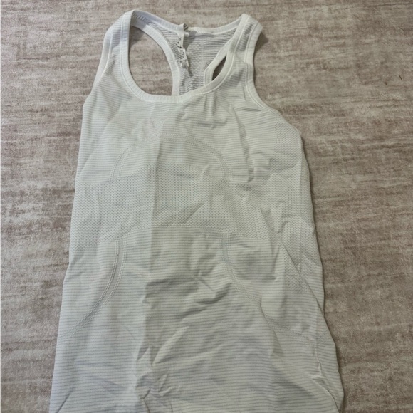 Lululemon Swiftly Tech Racerback size 4 - Picture 2 of 7